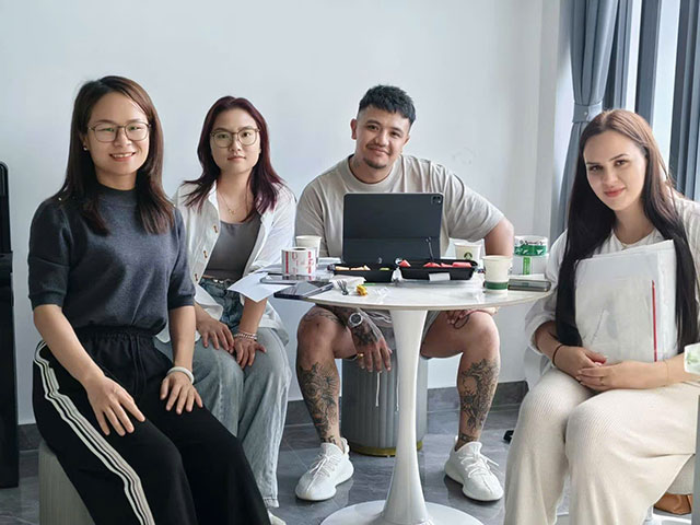Đồng hành cùng <br/>phát triển dài hạn